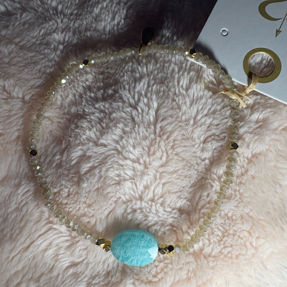 Chic Turquoise and Gold Women's Necklace